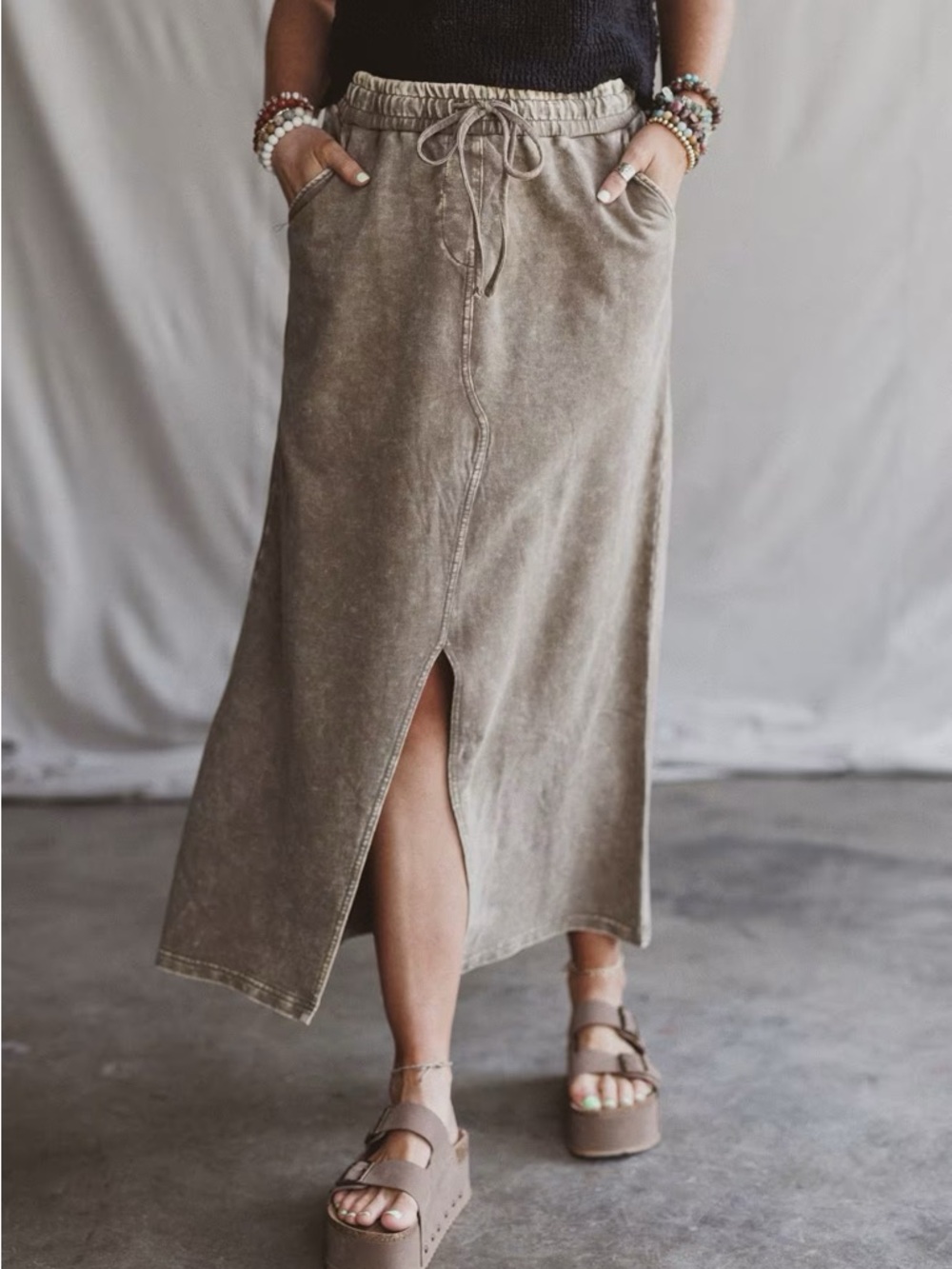 Zenana Sunfade Front Slit Acid Washed Maxi Skirt Mocha Small NWT - Picture 3 of 6